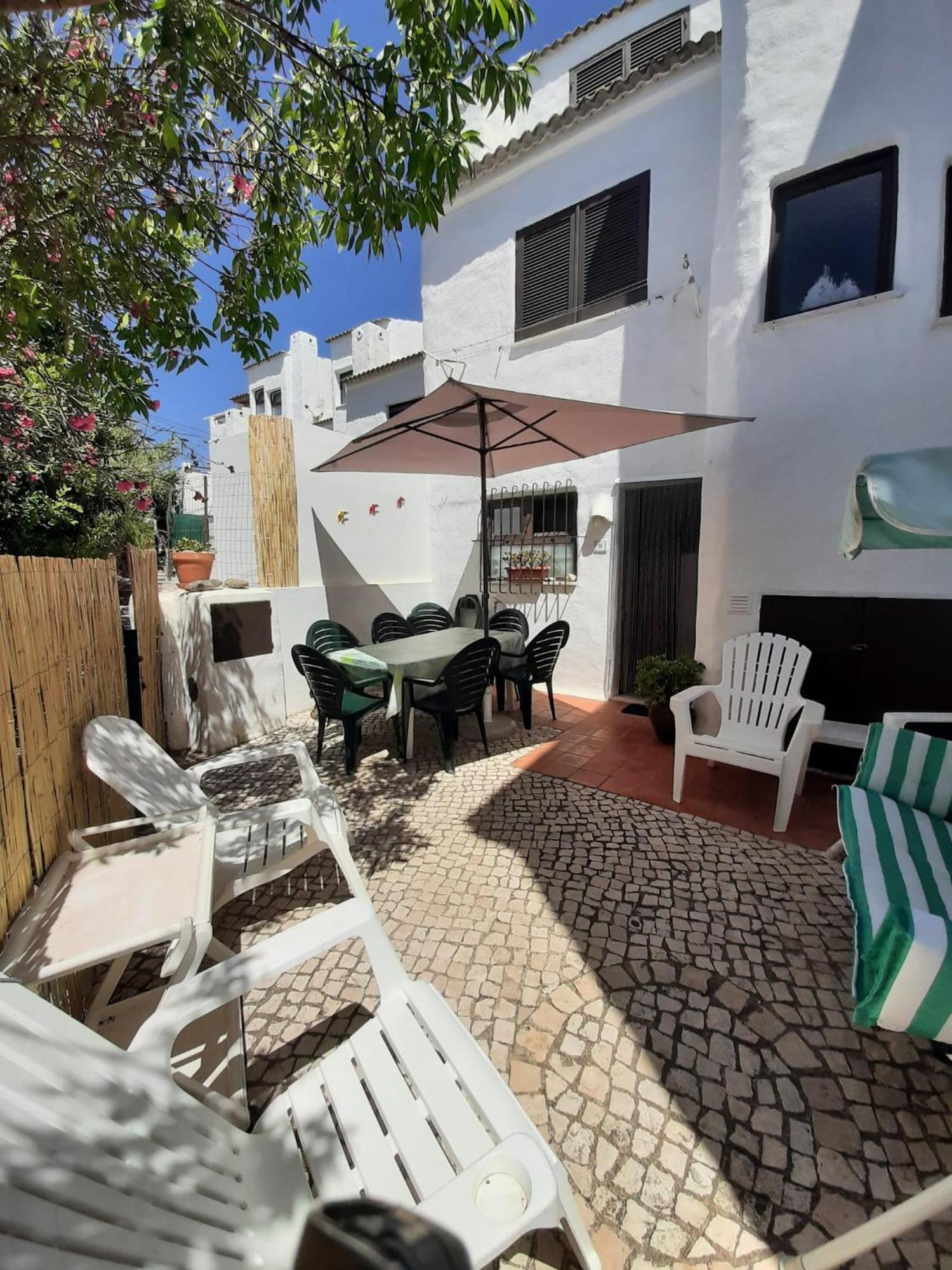 Villa Brito Лагос Екстериор снимка